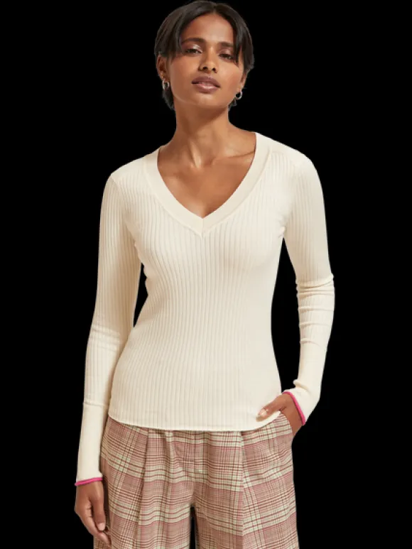 Ribbed V-Neck Pullover