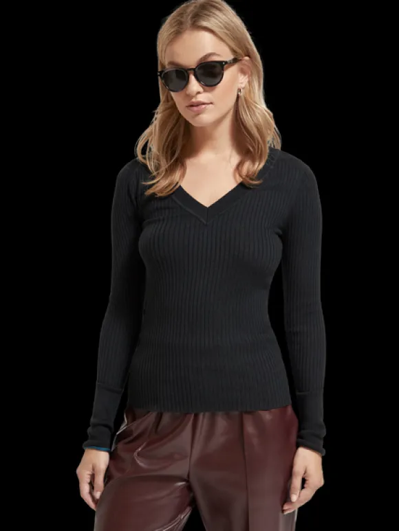 Ribbed V-Neck Pullover
