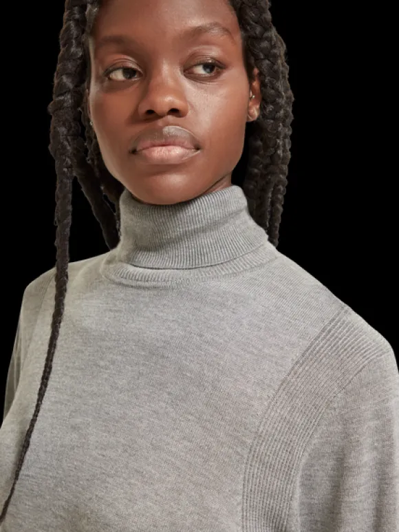 Roll Neck Pullover